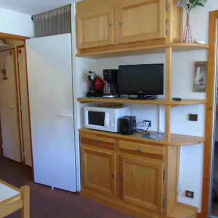4 Pers. A Valfrejus Avec Balcon, Proche Telecabine Et Ecoles De - Fr-1-561-99 * Modane